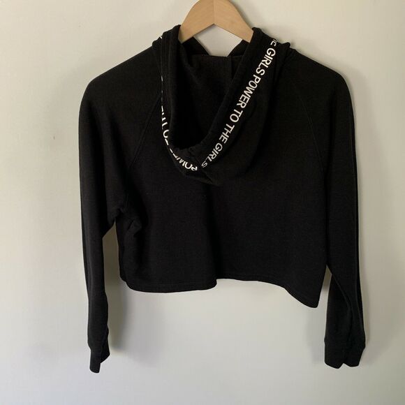 DIVIDED H&M "Power To The Girls" Black Crop Hoodie Pullover Sweater Size Small - Picture 6 of 10